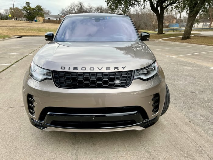 2021 Land Rover Discovery R-Dynamic Review