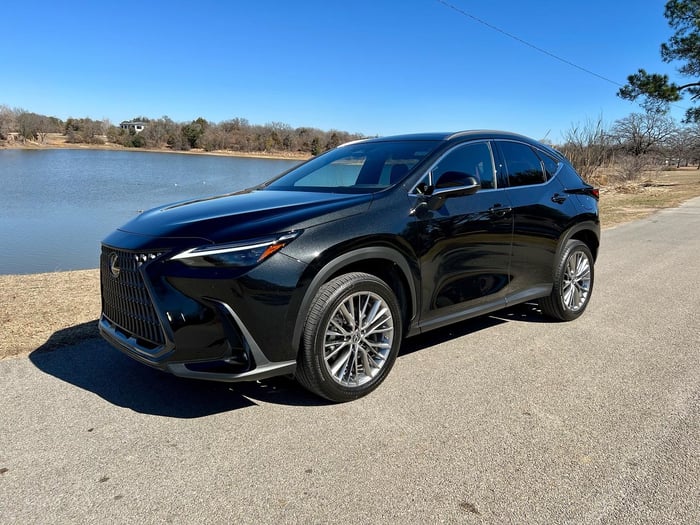 All-New 2022 Lexus NX 350 Wows With New Tech, Design