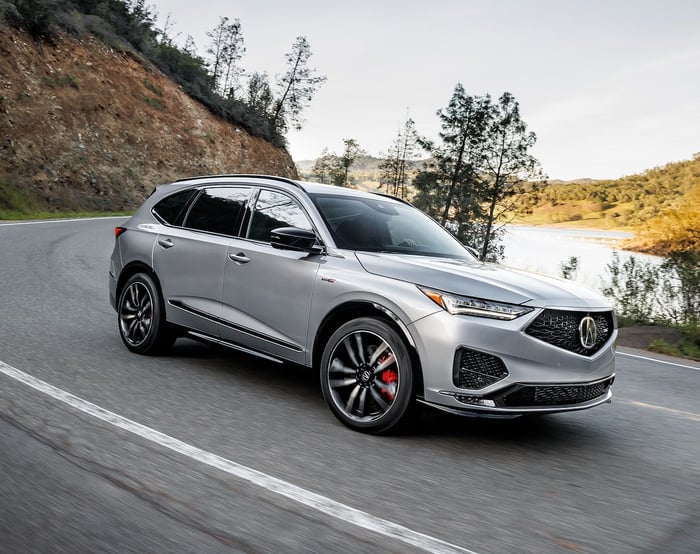 REVIEW: All-New 2022 Acura MDX Type S Advance Delivers Power, Luxury, and Tech