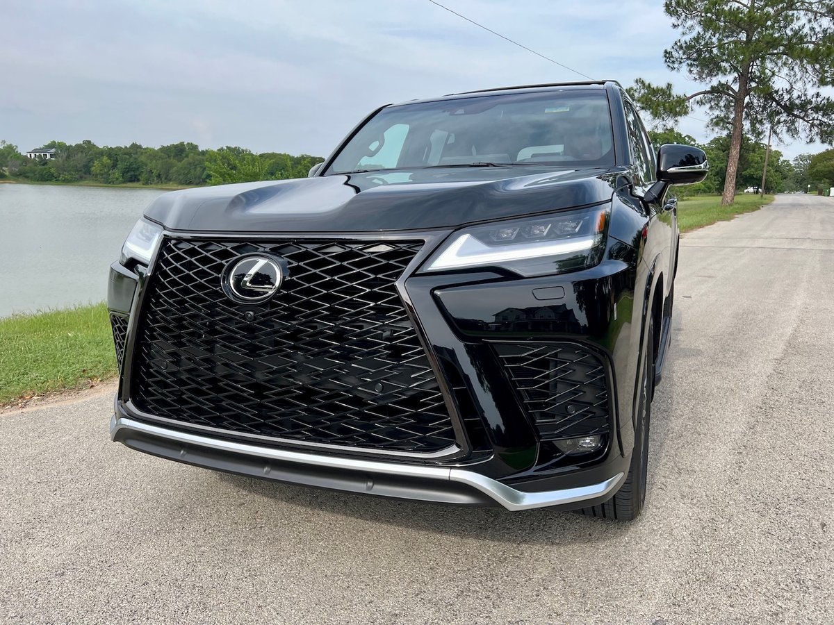 2023 lexus lx570