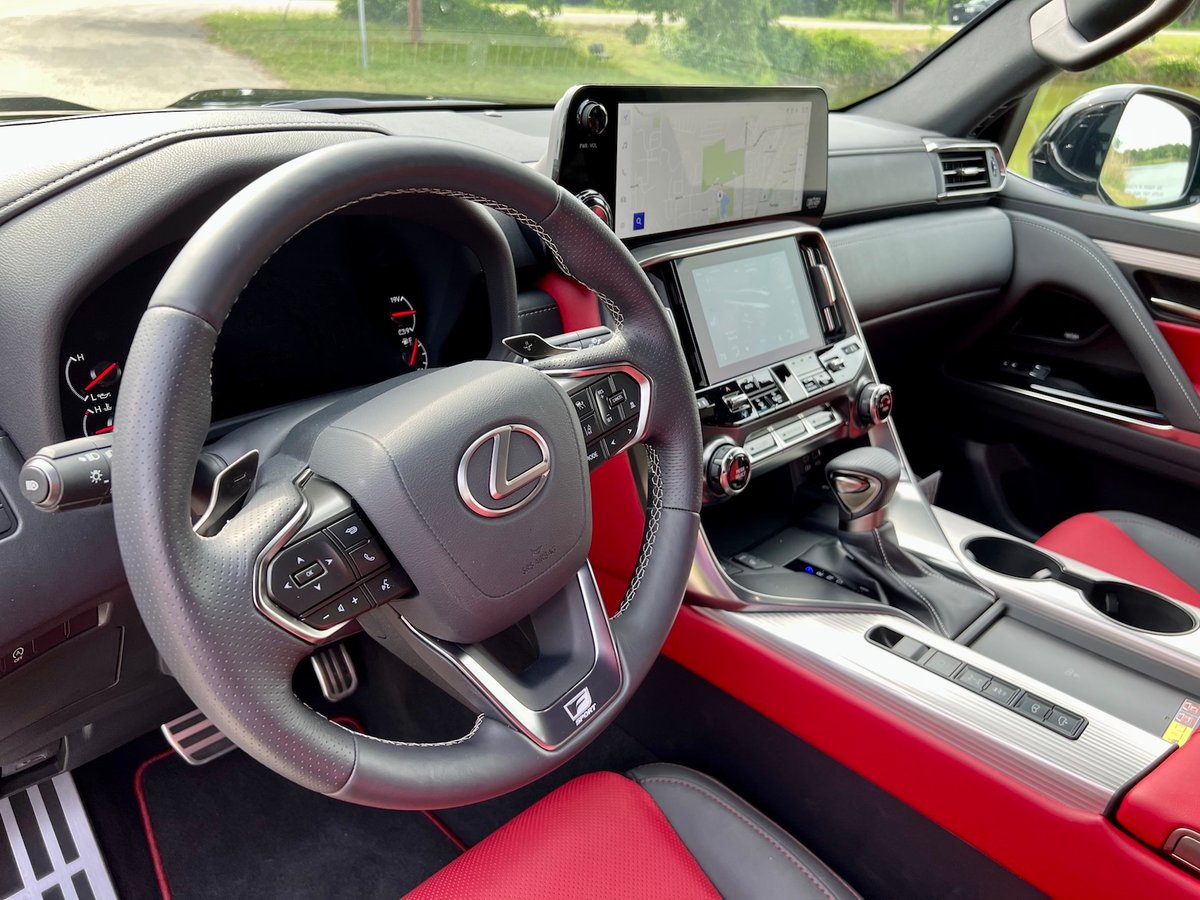 2023-Lexus-LX-600-f-sport-steering-wheel-carpro.