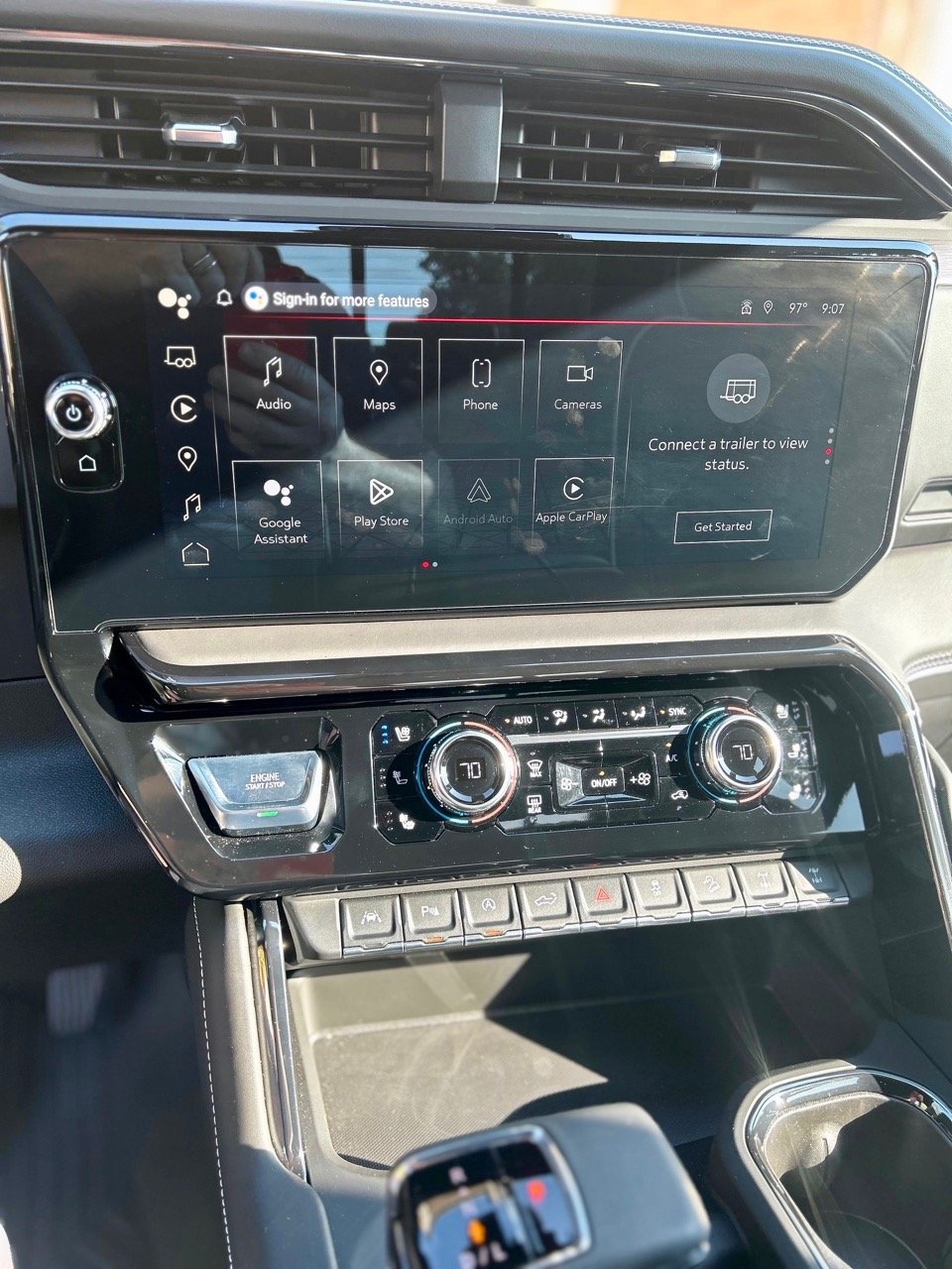 2023-gmc-sierra-at4v-aev-edition-center--stack-vertical-multimedia-carpro