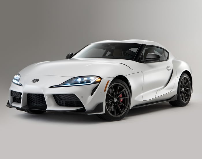 2023 Toyota GR Supra Offers 6-Speed Manual Transmission