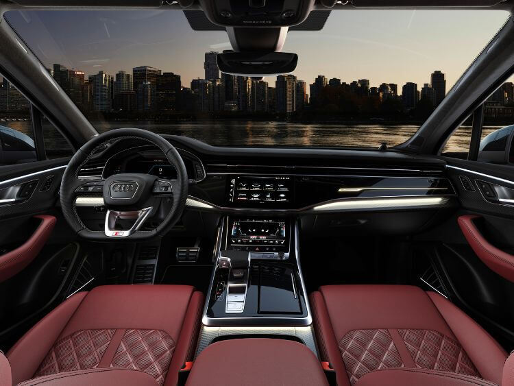 2024-Audi-sq7-interior-1-credit-audi