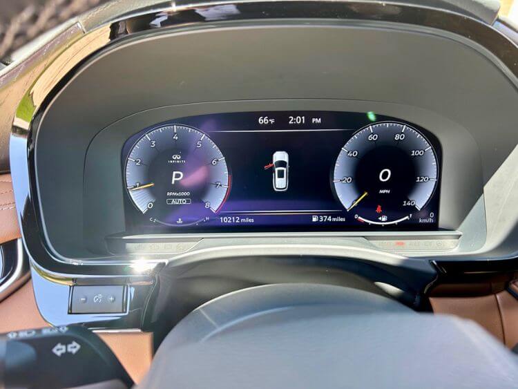 2024-INFINITI-QX60-AUTOGRAPH-interior-digital-display-carpro.jpg