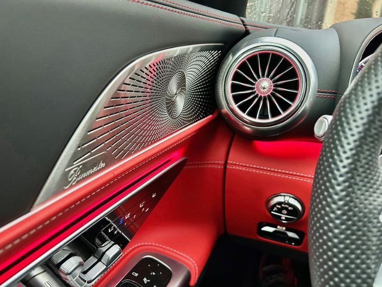 2024-Mercedes-amg-sl-43-door-panel-speakers-carpro