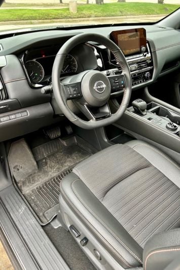 2024-Nissan-Pathfinder-Rock-Creek-interior-driver-seat.pg