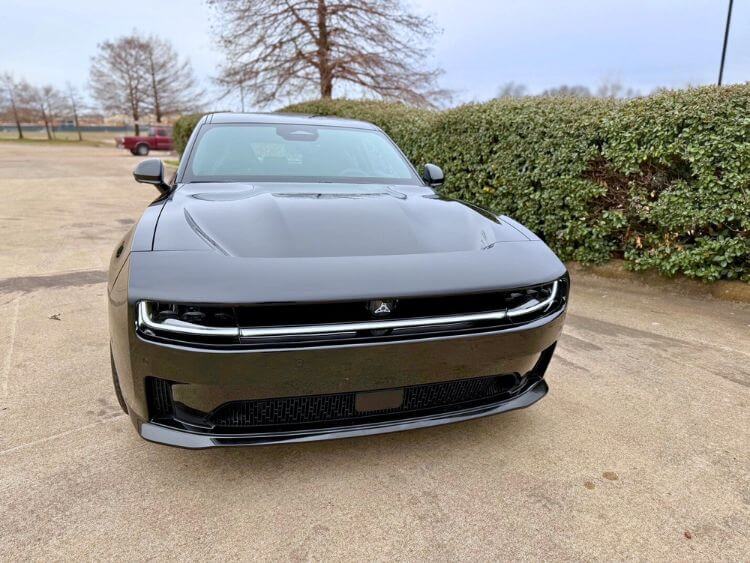 2024-dodge-charger-scatpack-ev-front-end-