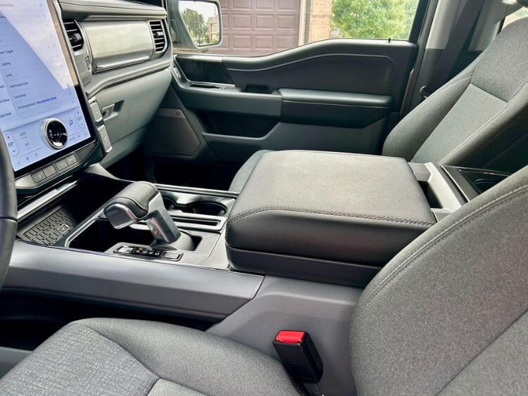 2024-ford-lightning-flash-console.jpg