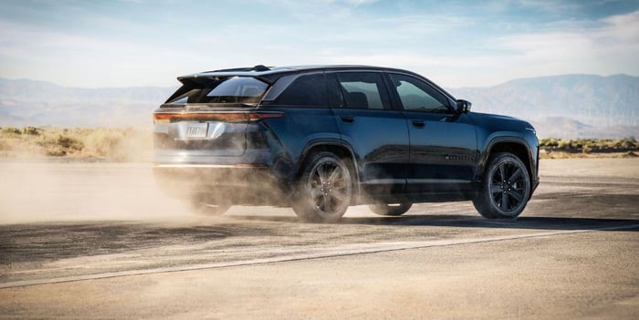 Jeep Introduces The First Electric Wagoneer