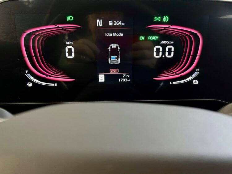 2024-kia-niro-hybrid-digital-display-jpg