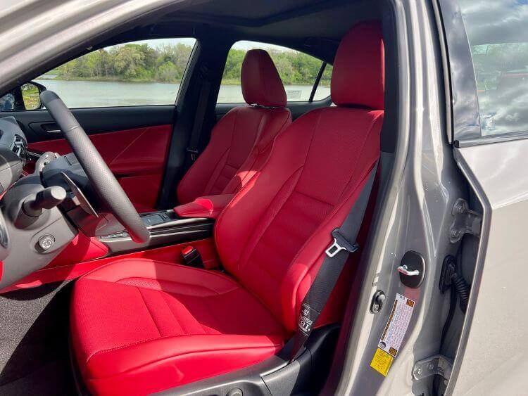 2024-lexus-is-500-fsport--driver-seat-amy (1)