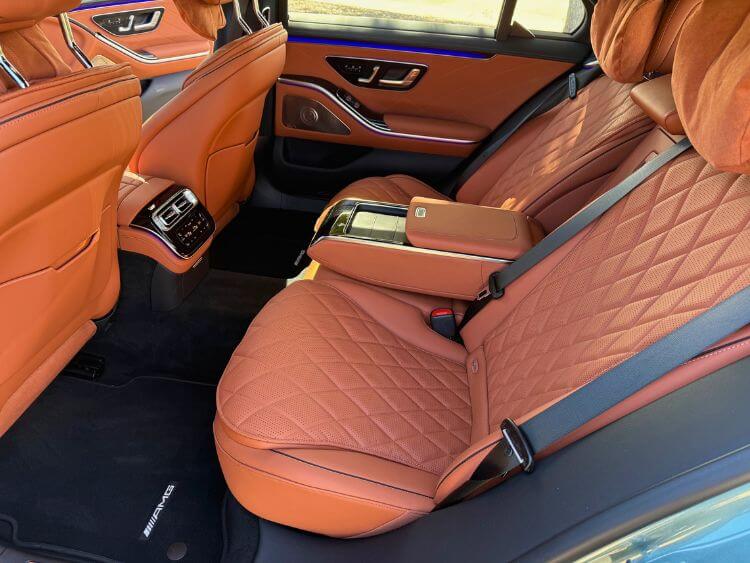 2025-Mercedes-Benz-s580-e-exterior-2nd-row-2-carpro