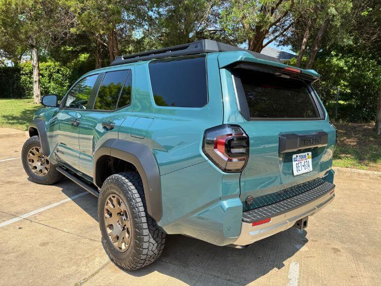 2025-Toyota-4runner-trailhunter-exterior-everest-1-carpro.jpg