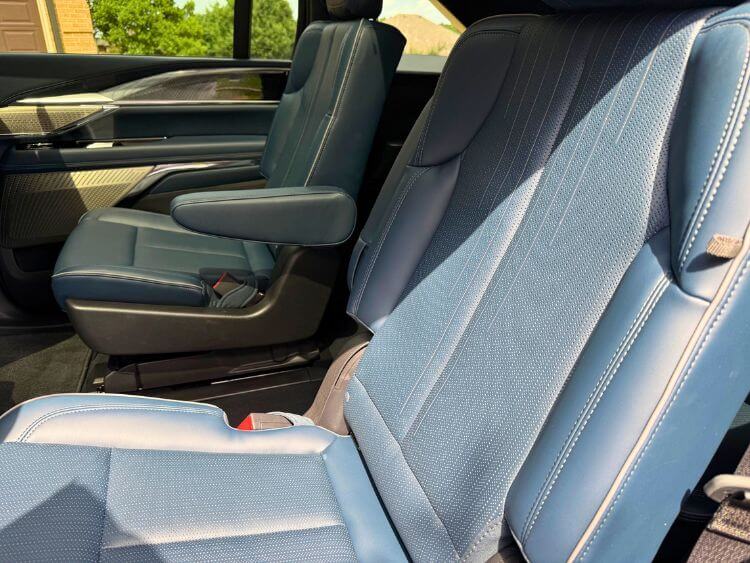 2025-cadillac-escalade-iq-2nd-row-captains-carpro.jpg