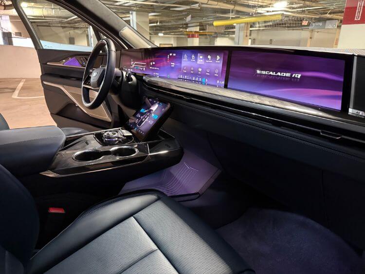 2025-cadillac-escalade-iq-passenger-side-carpro