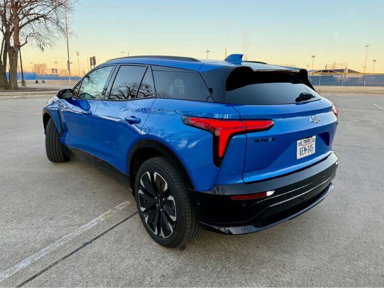 2025-chevrolet-blazer-ev-exterior-quarter-carpro