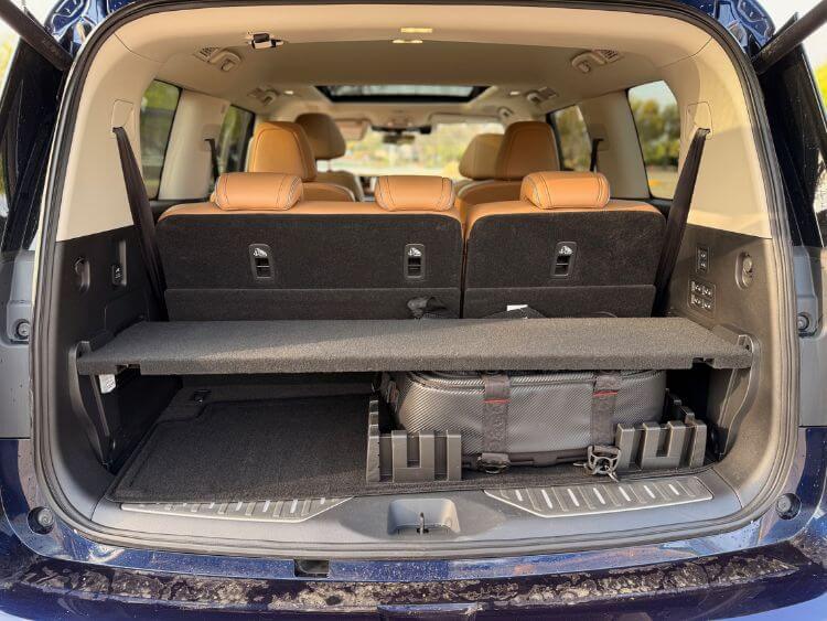 2025-infinitiqx-80-sensory-cargo--carpro.jpg