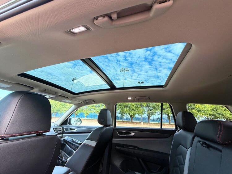 2025-vw-atlas-peak-edition-pano-carpro.jpg
