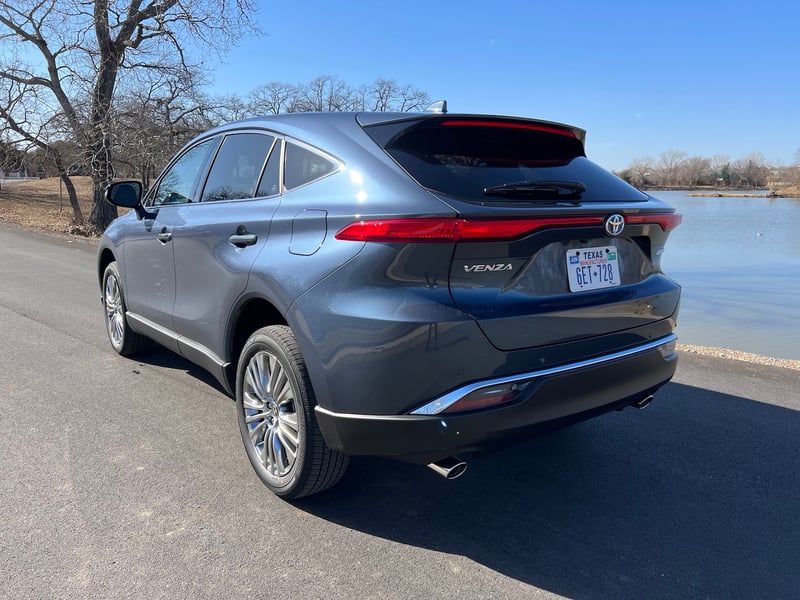 REVIEW: 2023 Toyota Venza Limited