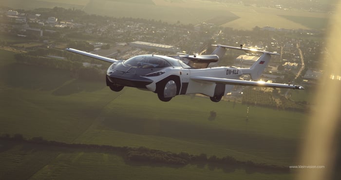 Flying Car Completes First Inter-City Flight