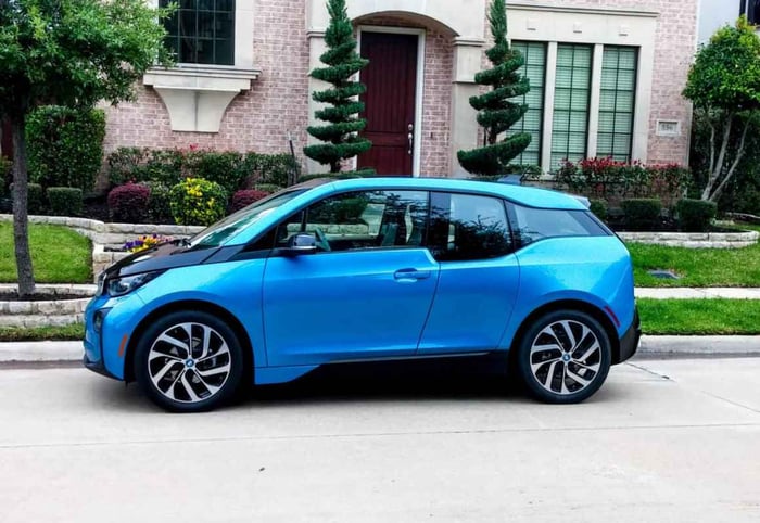 2017 BMW i3 Review and Test Drive