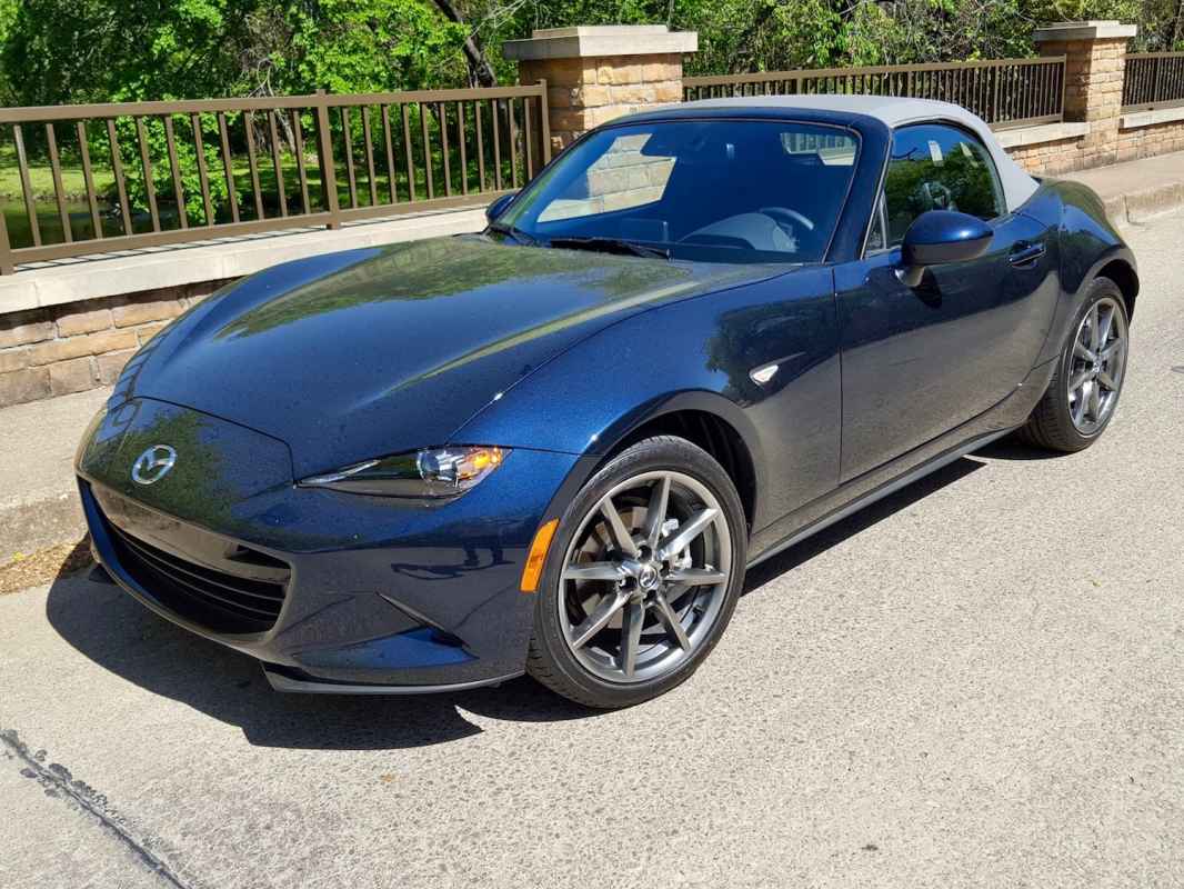 2021 Miata MX5 Miata Club Review