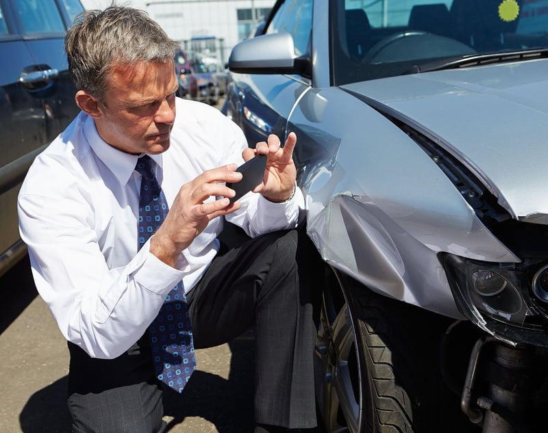 How To Deal With An Auto Insurance Adjuster