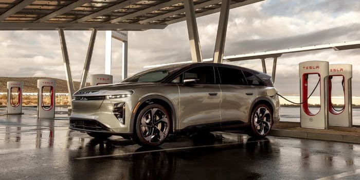 New Details On The Lucid Gravity Electric Luxury SUV