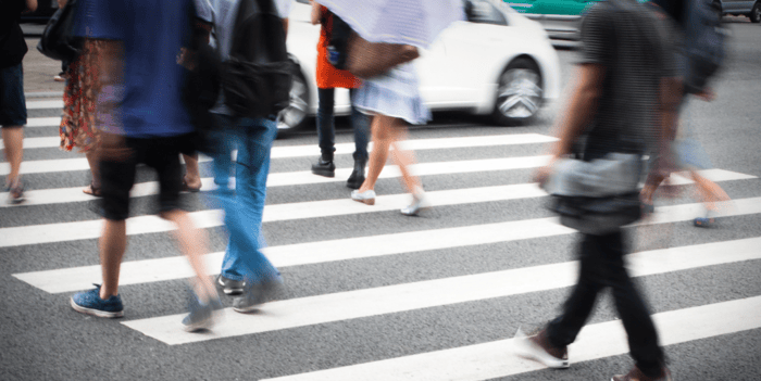 Study:  Pausing At Intersections Drops Pedestrian Accidents 47%