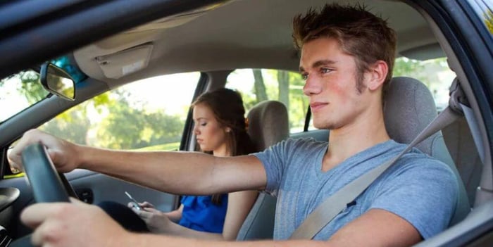 Keep Your Child Safe With A Teen Driver Contract