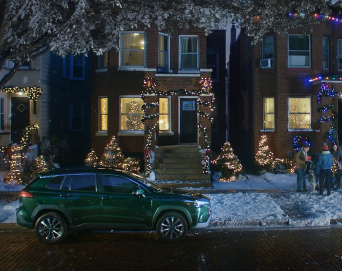 Feel Good Moments:  Toyota Spreads Kindness This Holiday Season