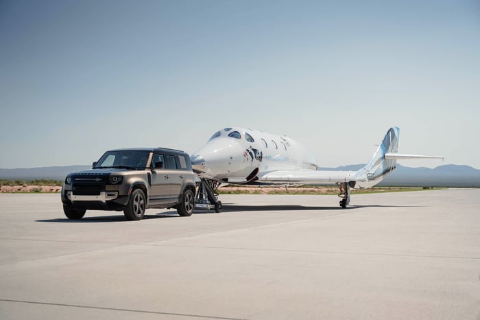 Land Rover Supports Successful Virgin Galactic Space Flight