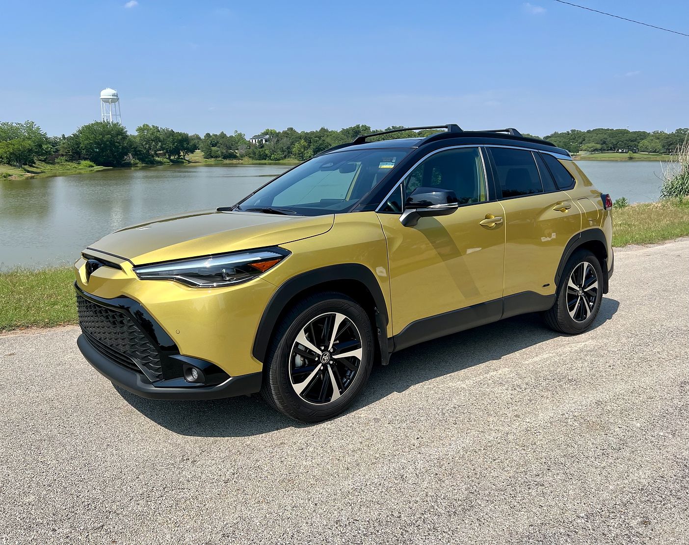 REVIEW: 2023 Toyota Corolla XSE